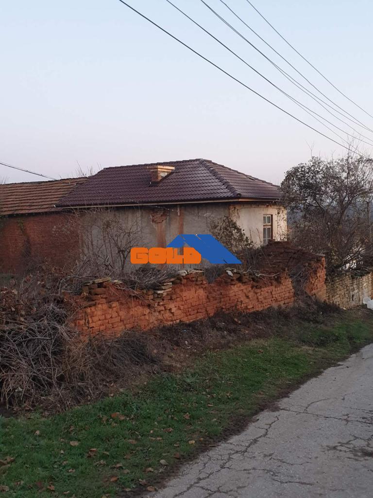 Изграждане на нов покрив гр. Луковит, снимка 5