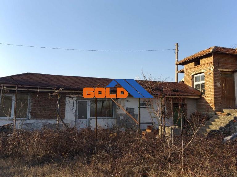 Изграждане на нов покрив гр. Пазарджик