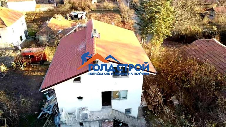 Изграждане на нов покрив град Кюстендил, снимка 5