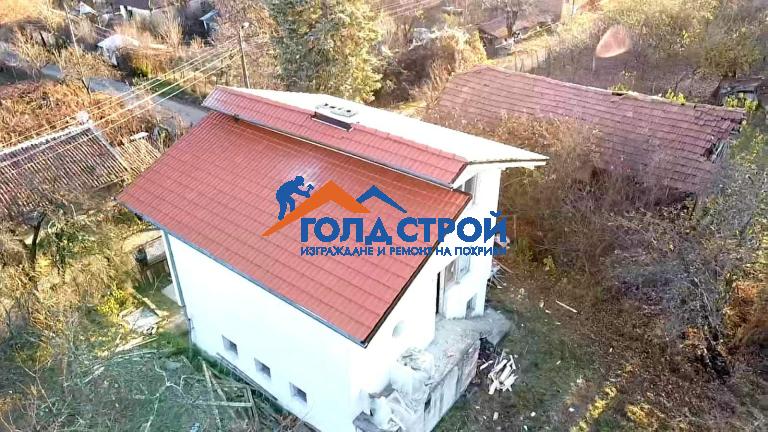 Изграждане на нов покрив град Кюстендил, снимка 4